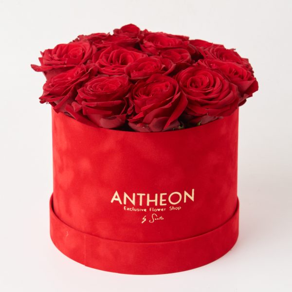 Luxury box 20cm with fresh red roses FLOWER ARRANGEMENTS Antheon
