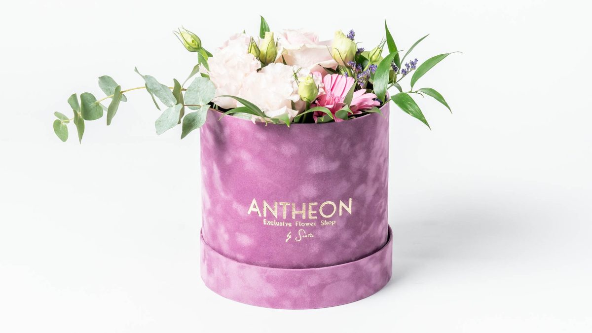 Fresh Flowers Arrangement in a Purple Luxury Box 20cm FLOWER ARRANGEMENTS Antheon
